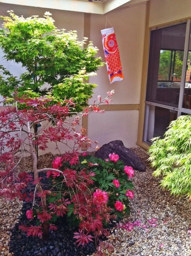 Top-rated garden landscaping in Rancho Palos Verdes, CA by S B Landscaping