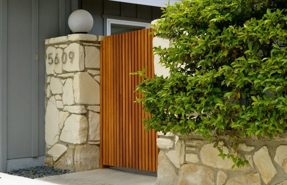 Trusted landscaping services experts serving Rancho Palos Verdes, CA - S B Landscaping