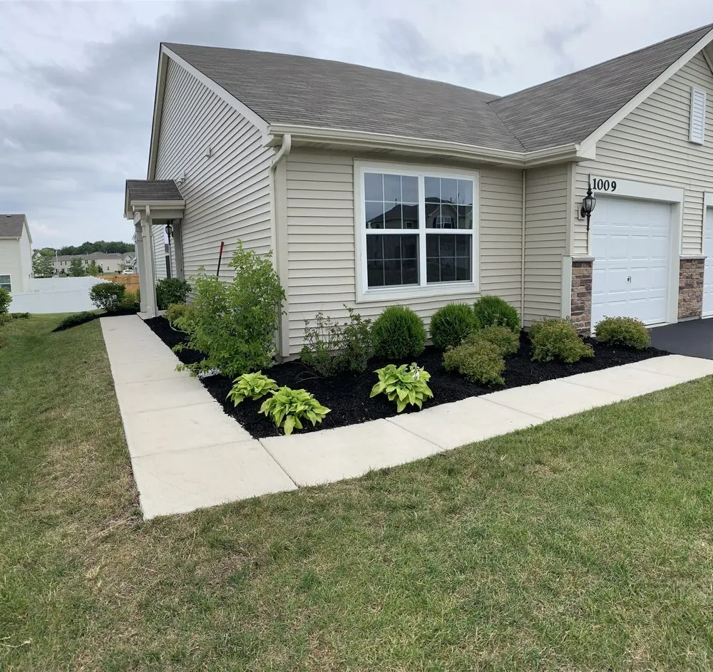 Trusted outdoor landscaping in Carpentersville, IL by S Gonzalez Landscaping