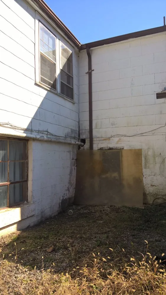 Professional outdoor landscaping for residential properties in Knoxville, TN by S I C Home Improvements & Landscaping