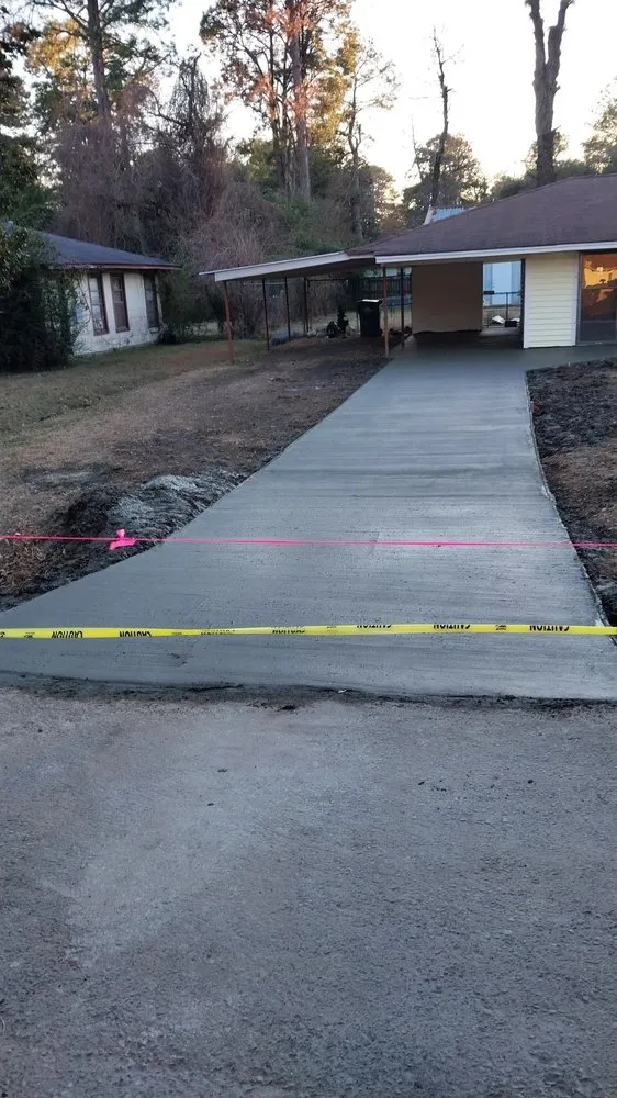 Reliable lawn care service for year-round maintenance across Monroe, LA - S n S Concrete and Flowerbed