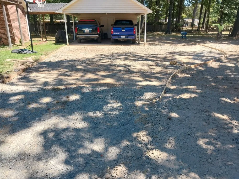 Reliable garden landscaping in Monroe, LA by S n S Concrete and Flowerbed