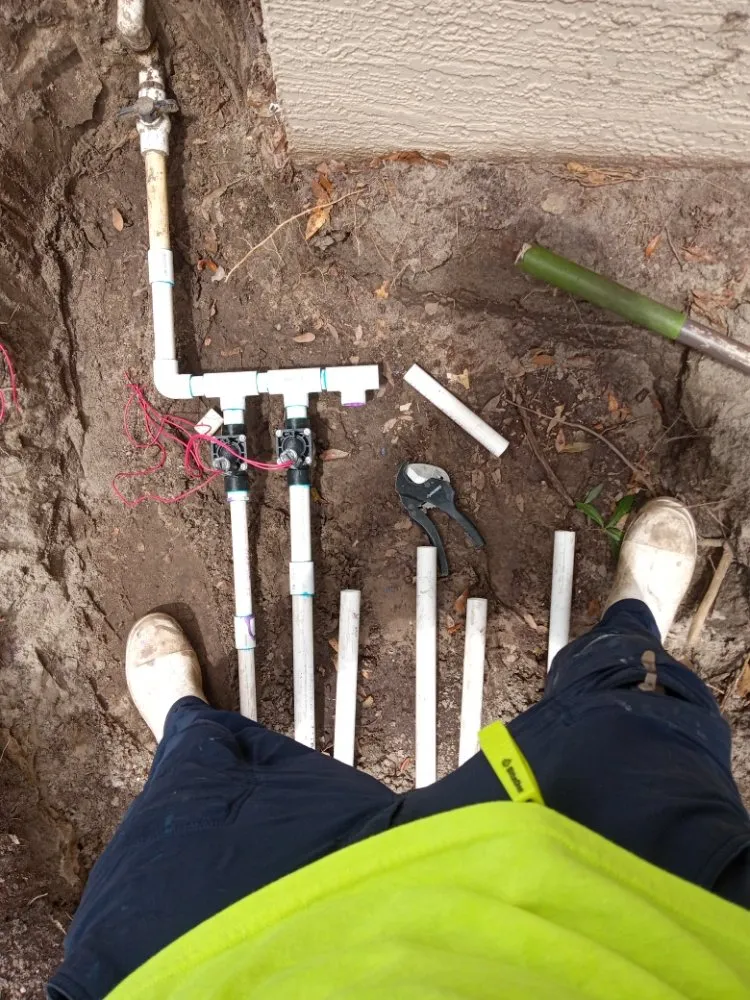 Trusted lawn care service in Kissimmee, FL by Sa Rock Irrigation & Landscape Services