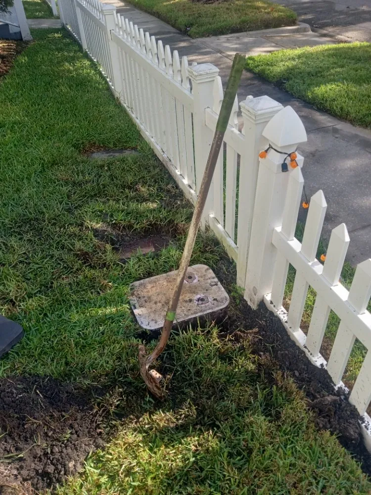 Custom residential landscaping for residential properties in Kissimmee, FL by Sa Rock Irrigation & Landscape Services