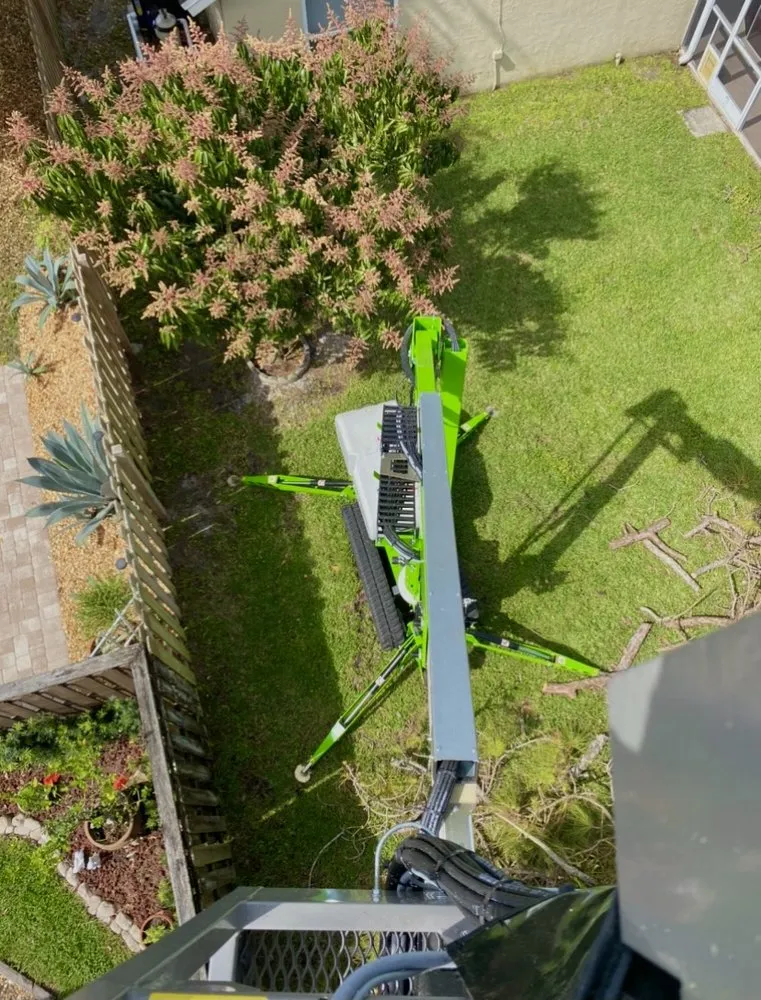 Local garden landscaping for homes in Miami Gardens, FL by Sabash