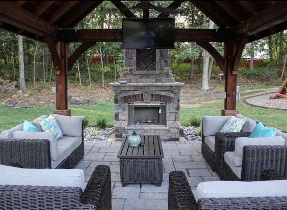 Trusted yard maintenance experts serving Howell, NJ - Sabba's Landscaping