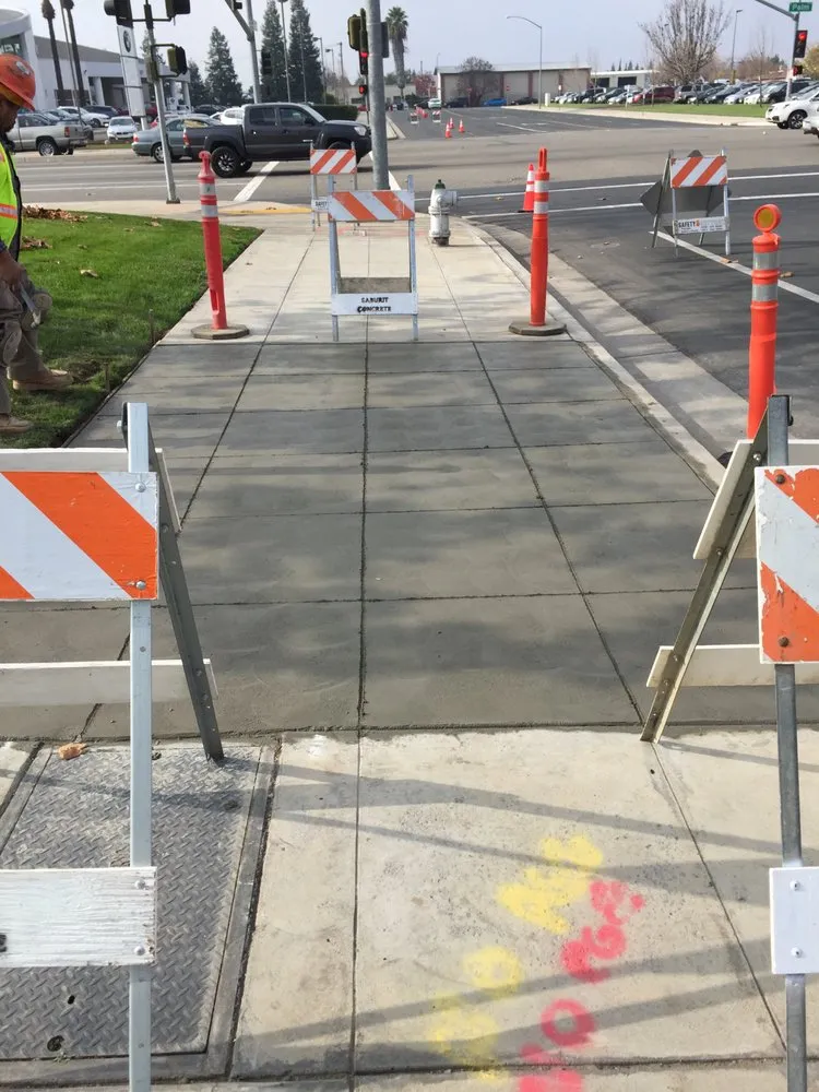 Custom residential landscaping for homes in Fresno, CA by Saburit Concrete