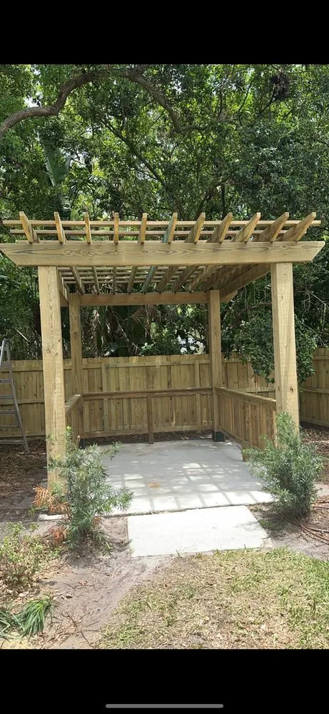 Expert yard cleanup service in Orlando, FL by Sacca Exterior Solutions