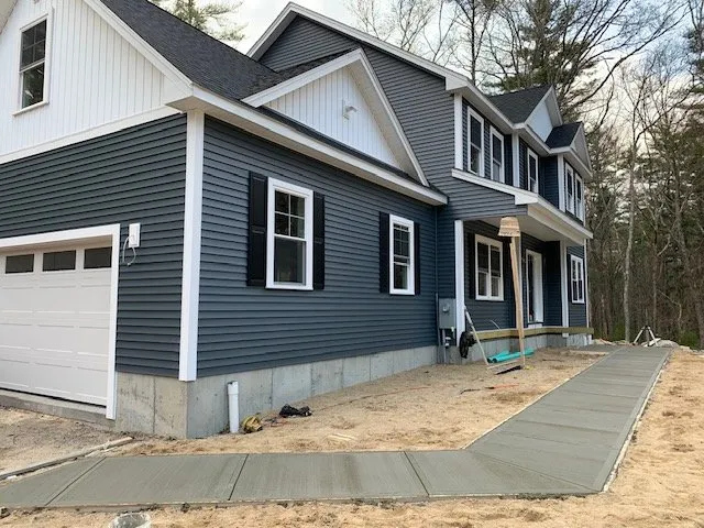 Professional landscaping services with custom design in Coventry, RI by Saccoccia's Construction