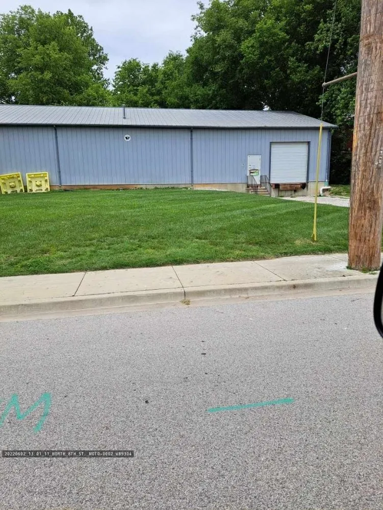 Custom garden landscaping in Union, MO by Sachs Lawn Care