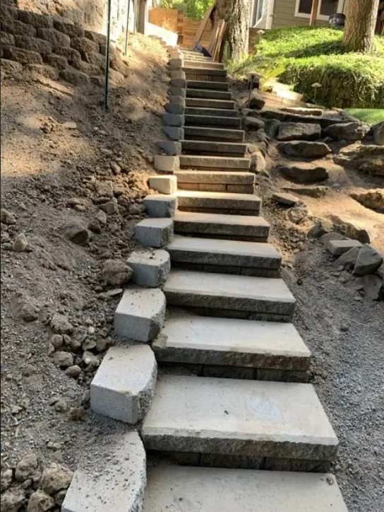 Expert garden landscaping experts serving Vancouver, WA - Saenz Yard Service