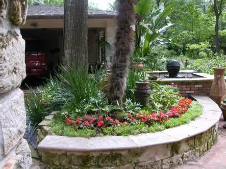 Custom outdoor landscaping in Houston, TX by Safari Landscapes