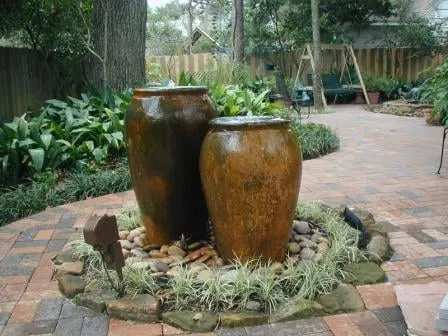 Local yard cleanup service in Houston, TX by Safari Landscapes