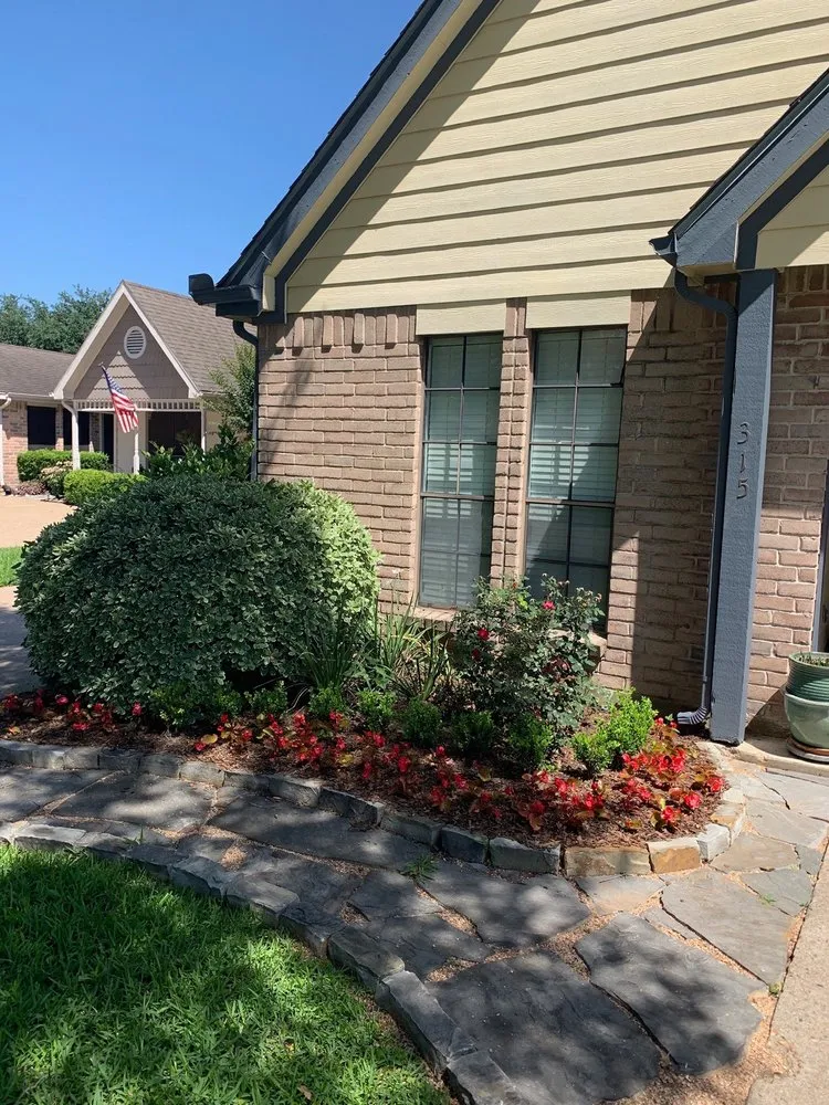 Local residential landscaping in Houston, TX by Safari Landscapes