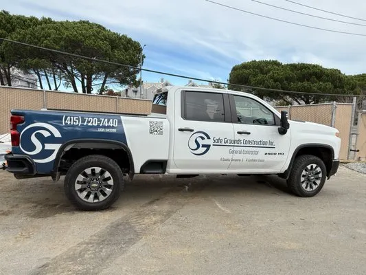 Safe Grounds Construction Logo