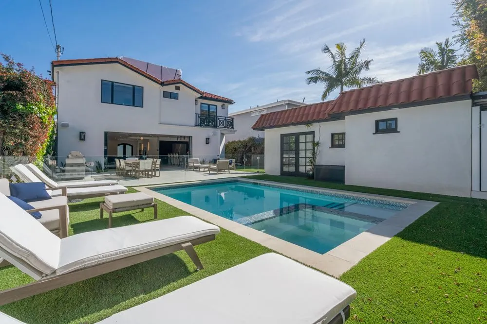 Affordable garden landscaping experts serving Los Angeles, CA - Safe Side Builders