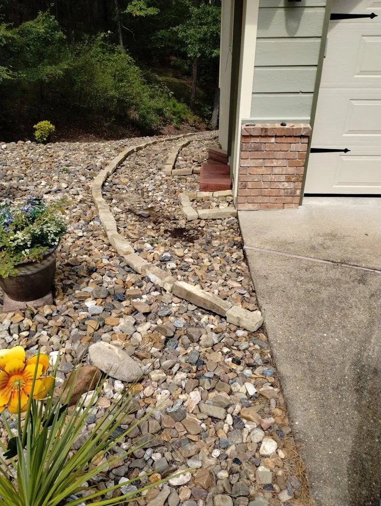 Top-rated garden landscaping for year-round maintenance across Hot Springs Village, AR - Safley Prestige Home Services