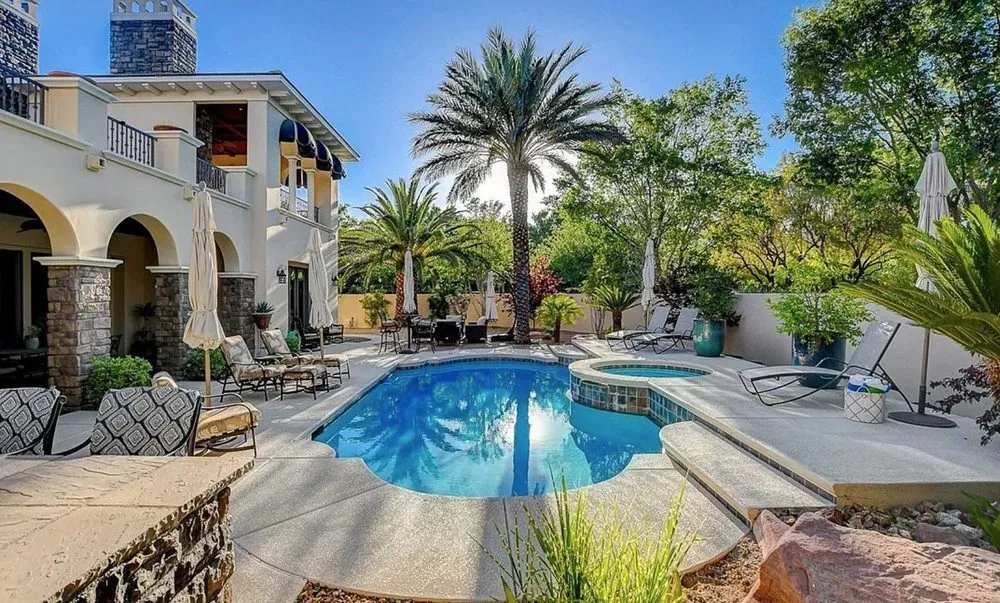 Reliable lawn mowing service in Las Vegas, NV by Saguaro Landscapes