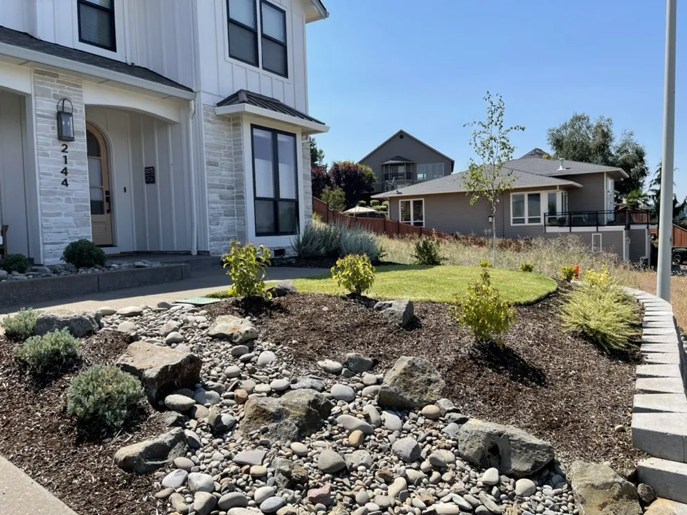 Trusted garden landscaping in Woodburn, OR - Saints Maintenance