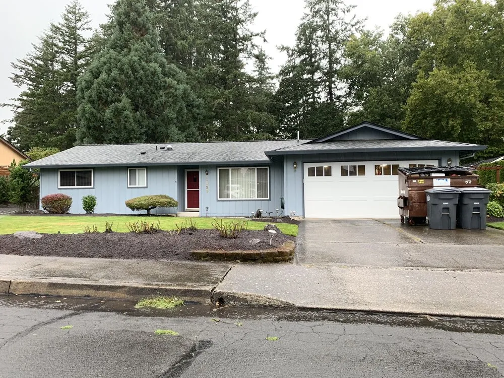 Top-rated garden landscaping for beautiful yards across Woodburn, OR - Saints Maintenance