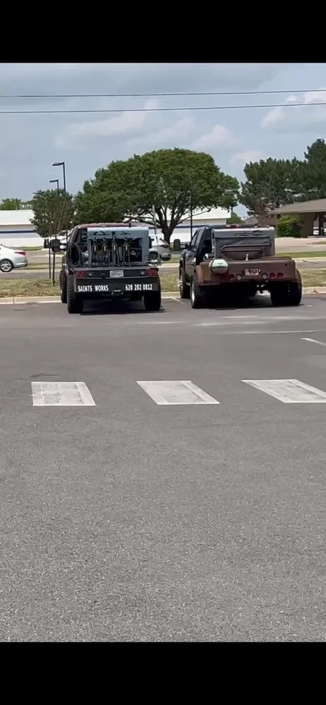 Top-rated lawn mowing service in Great Bend, KS - Saints Works