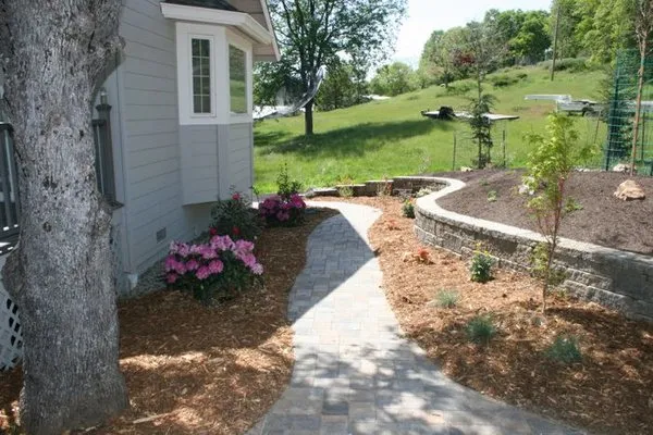 Saitta's Gardening & Landscape