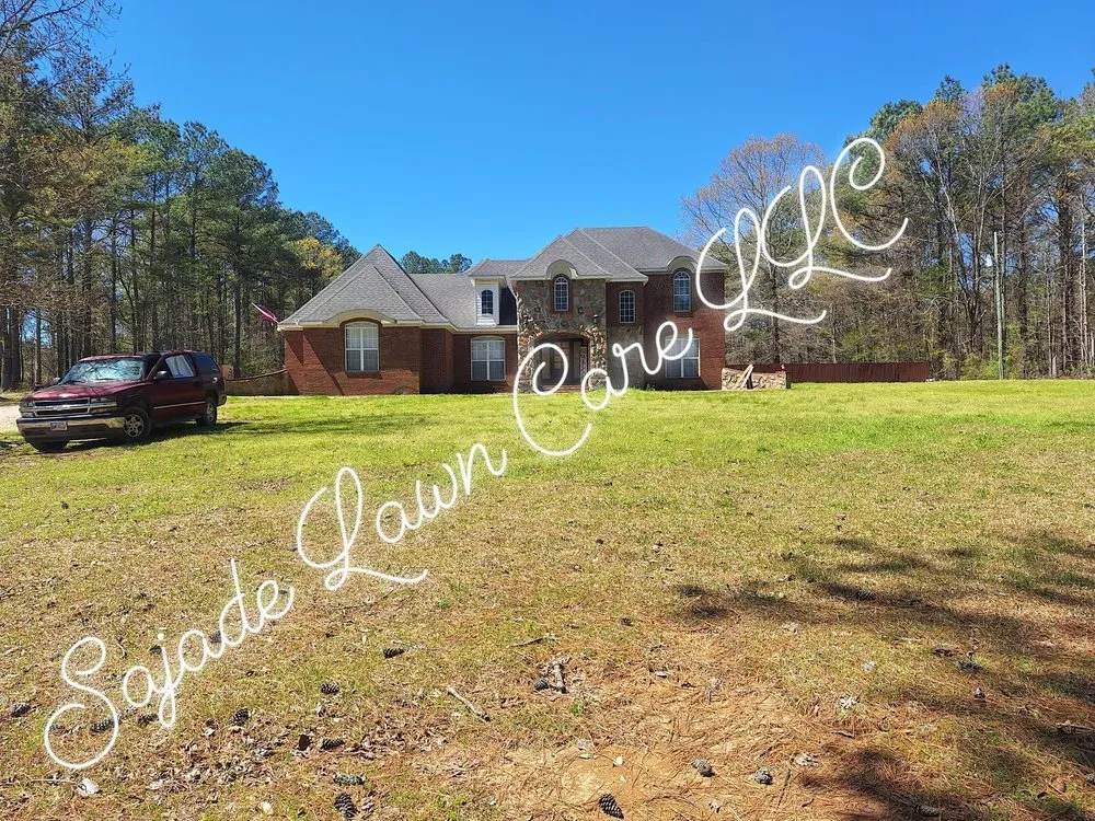 Professional yard maintenance experts serving Lexington, MS - Sajade Lawn Care