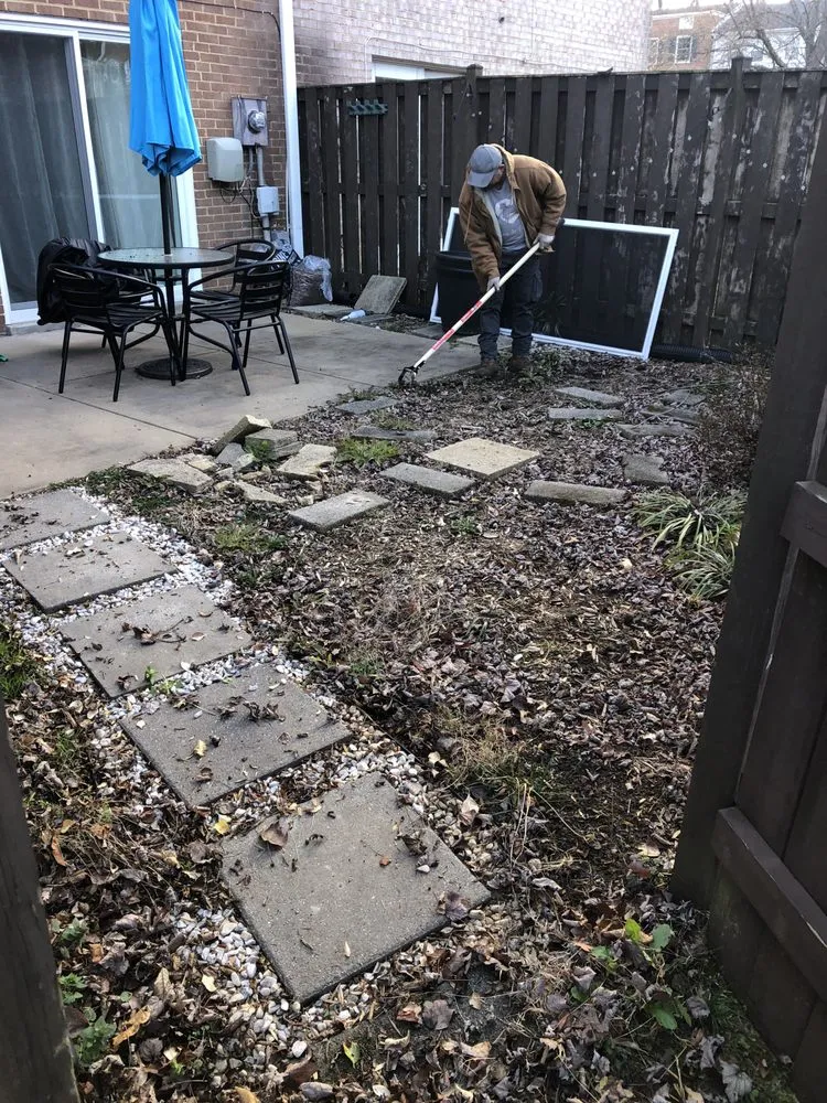 Expert outdoor landscaping with custom design in Leesburg, VA by Salamanca’s Landscaping