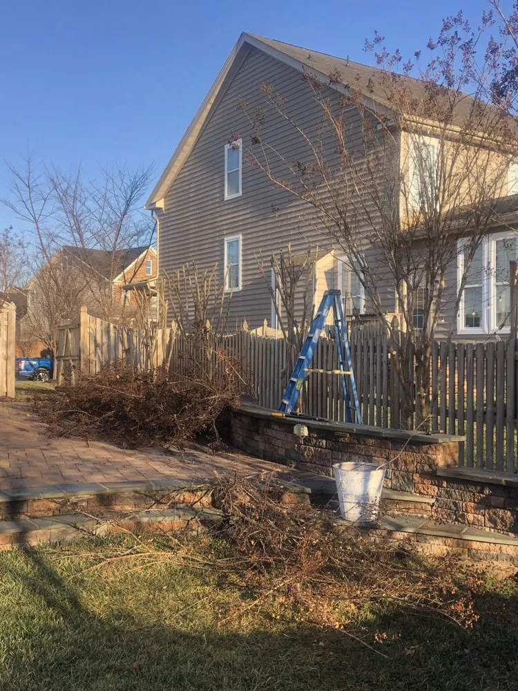 Trusted residential landscaping for beautiful yards in Leesburg, VA by Salamanca’s Landscaping