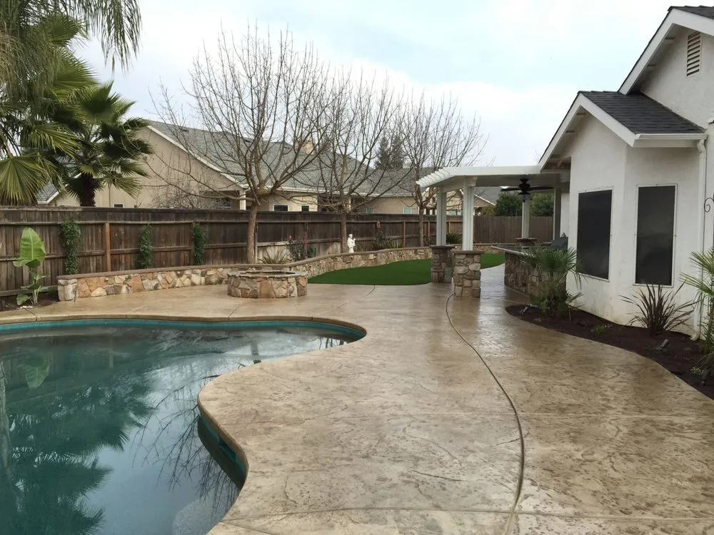 Custom outdoor landscaping in Clovis, CA - Salas Concrete