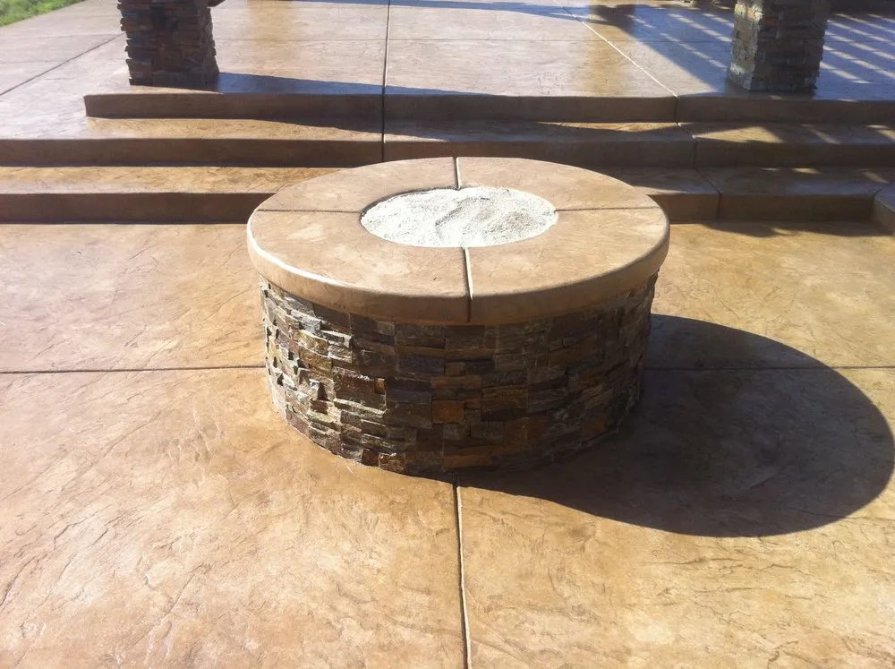 Affordable lawn mowing service in Clovis, CA by Salas Concrete