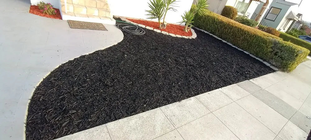 Affordable lawn care service with custom design across Oakland, CA - Salas Landscaping
