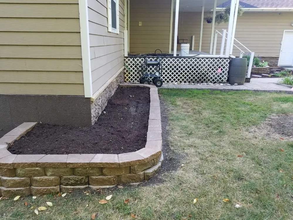 Reliable landscape design for residential properties in Springdale, AR by Salawn's lawncare and landscaping