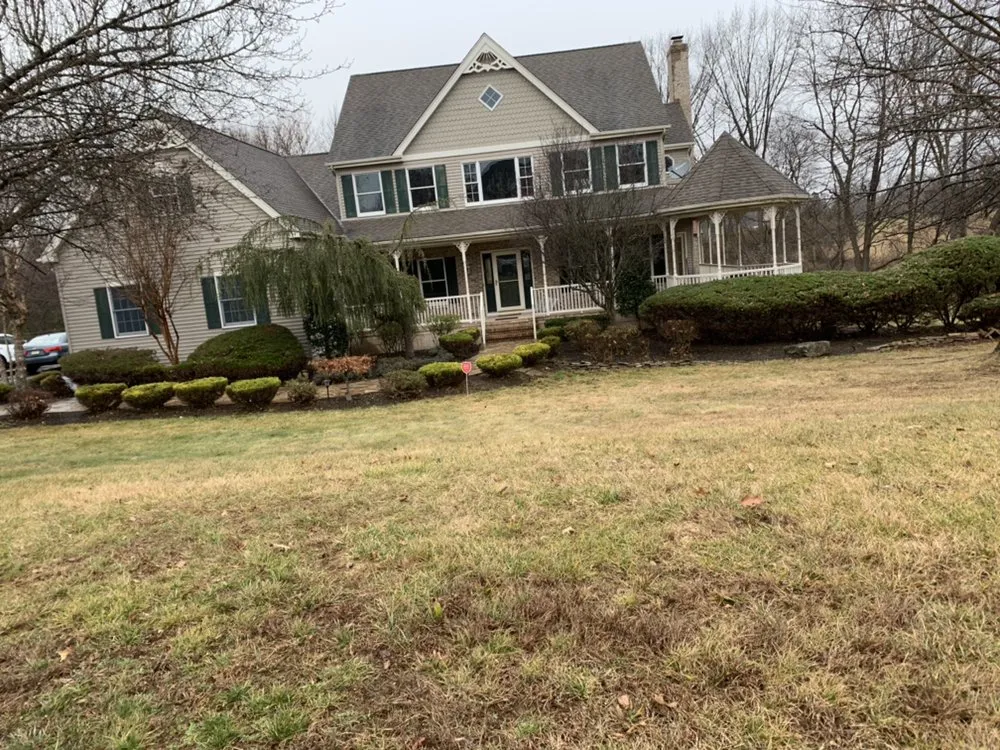 Top-rated yard maintenance for year-round maintenance across Jamesburg, NJ - Salazar Landscaping Commericial