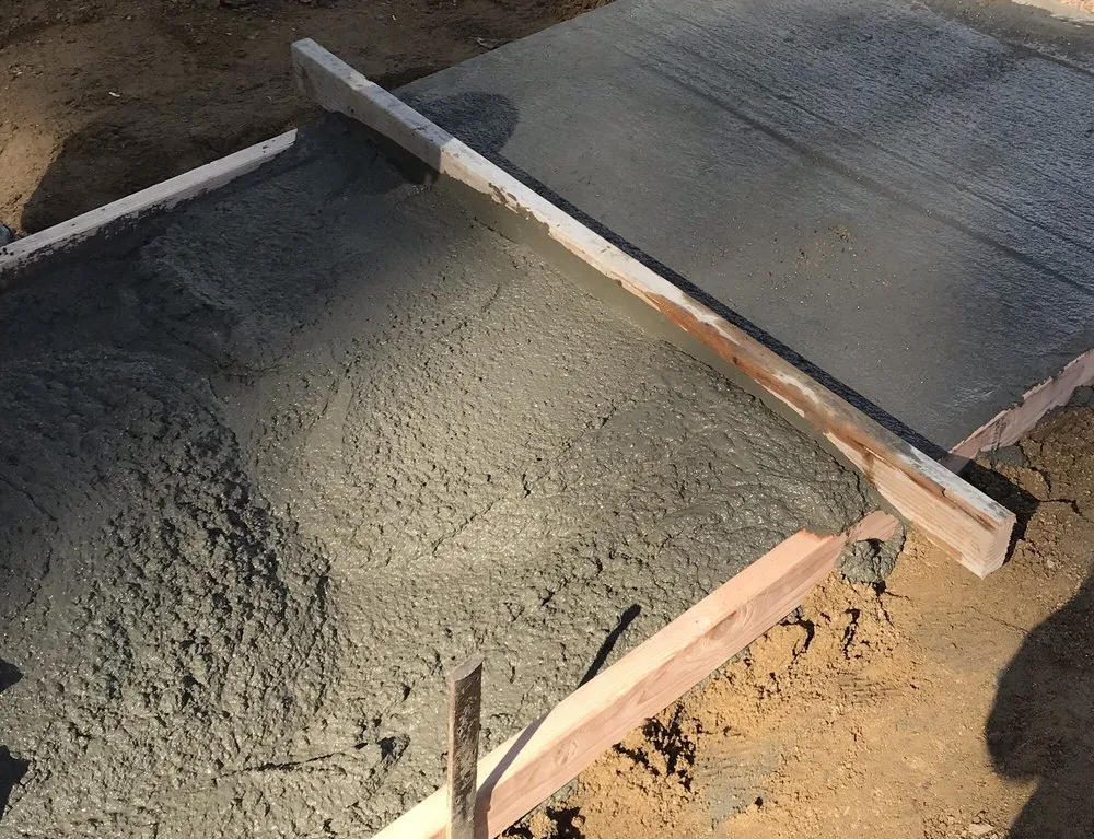 Custom lawn mowing service near you in South Gate, CA by Salazar Landscaping