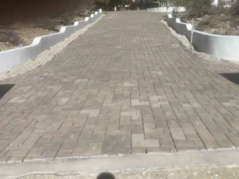 Custom residential landscaping experts serving Ventura, CA - Salazar Landscaping