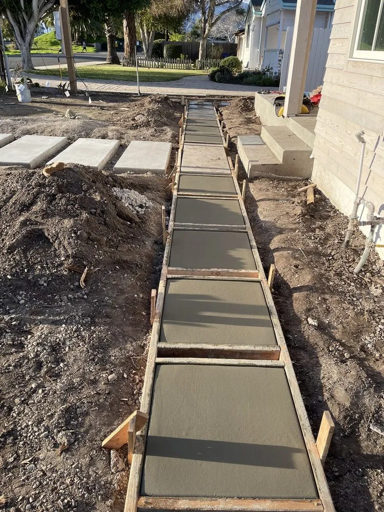 Professional lawn mowing service for beautiful yards across Ventura, CA - Salazar Landscaping