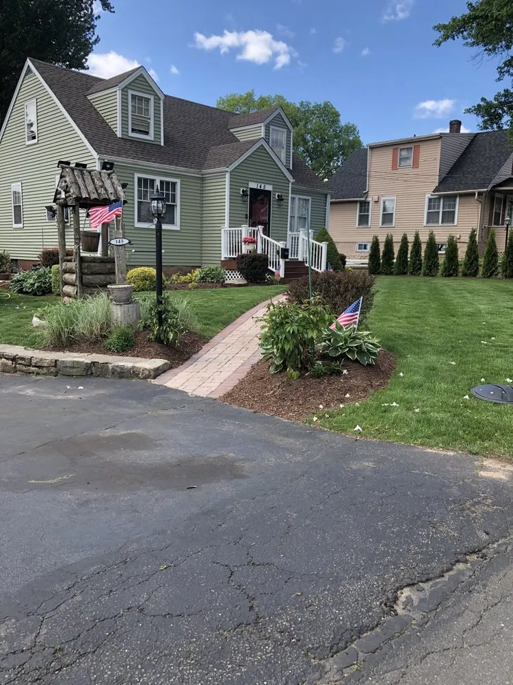 Trusted landscape design experts serving Stratford, CT - Salazar lawn care