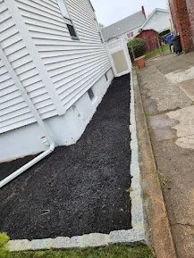 Local yard cleanup service for homes in Clifton, NJ by Salazar Turbi Landscaping Services