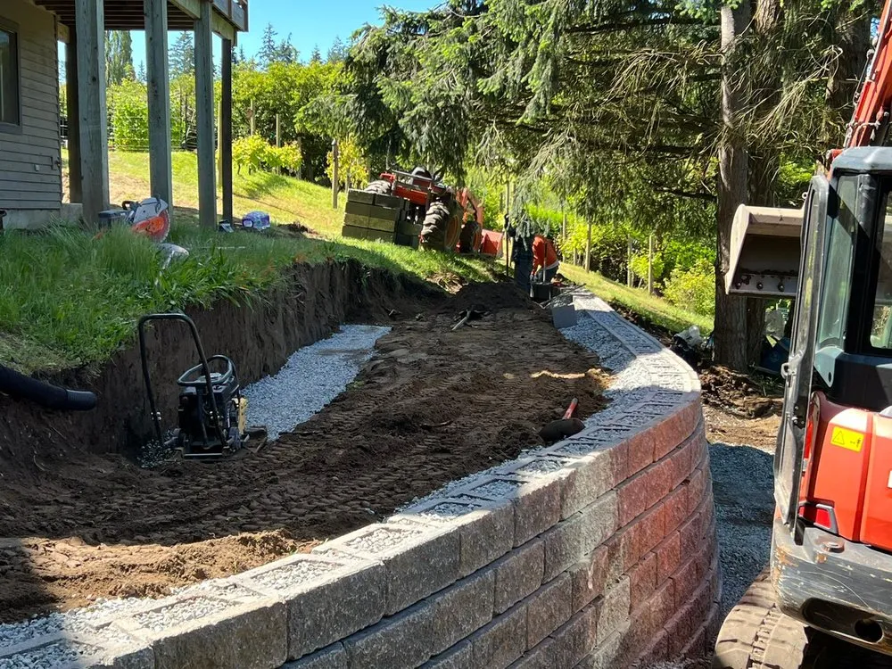 Custom residential landscaping experts serving Mount Vernon, WA - Salazar's All Season Landscaping