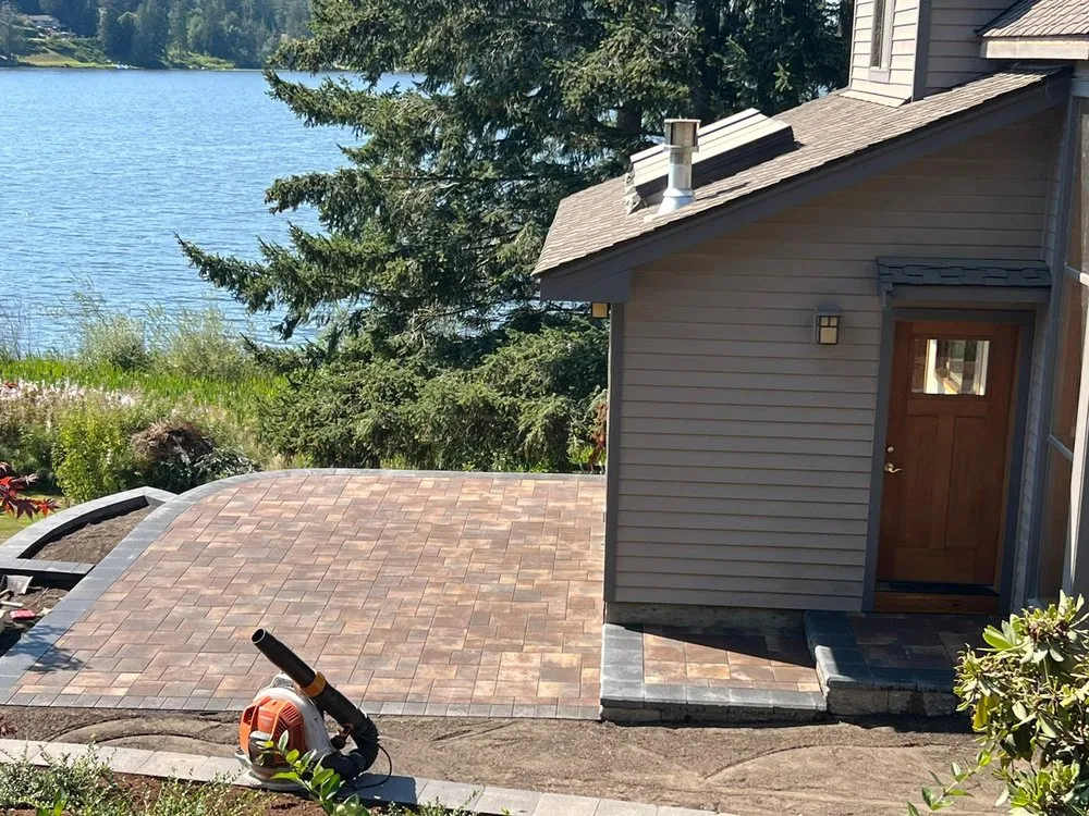 Local residential landscaping in Mount Vernon, WA by Salazar's All Season Landscaping