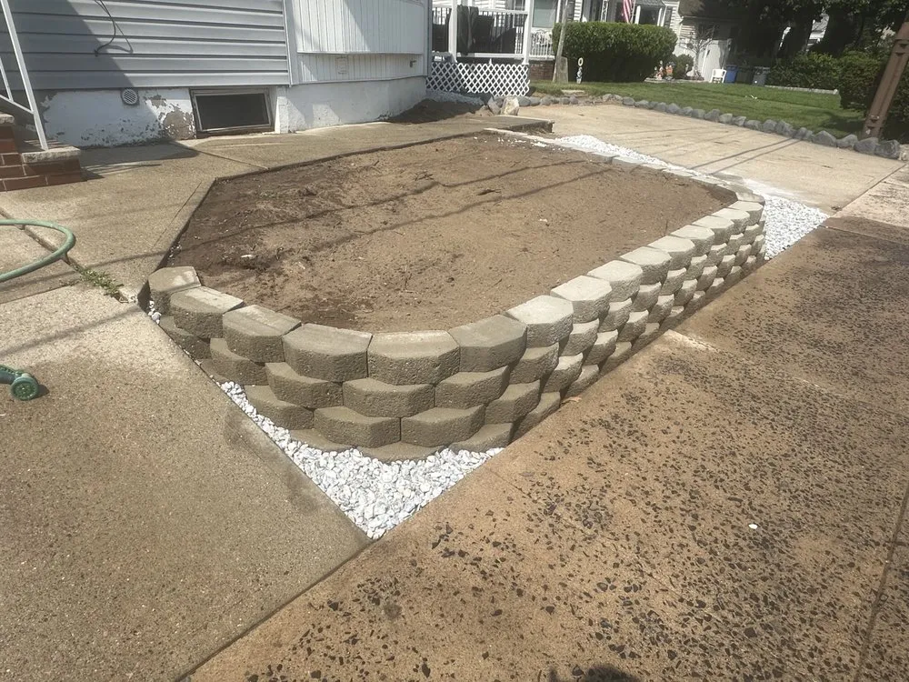 Custom residential landscaping in Paterson, NJ - Salcedo Platinum Services