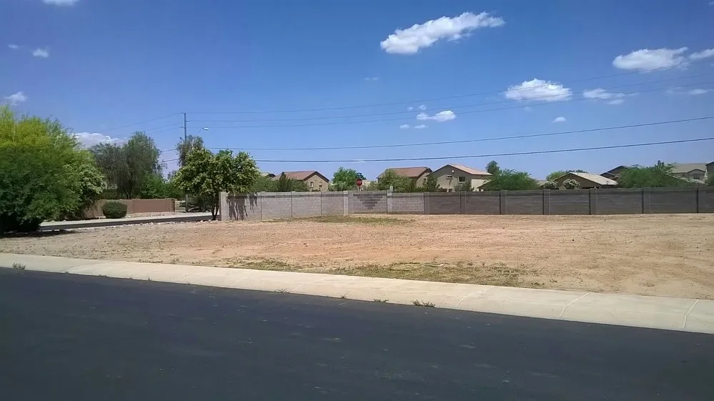 Expert landscaping services for residential properties across Casa Grande, AZ - Salcedo's Landscaping