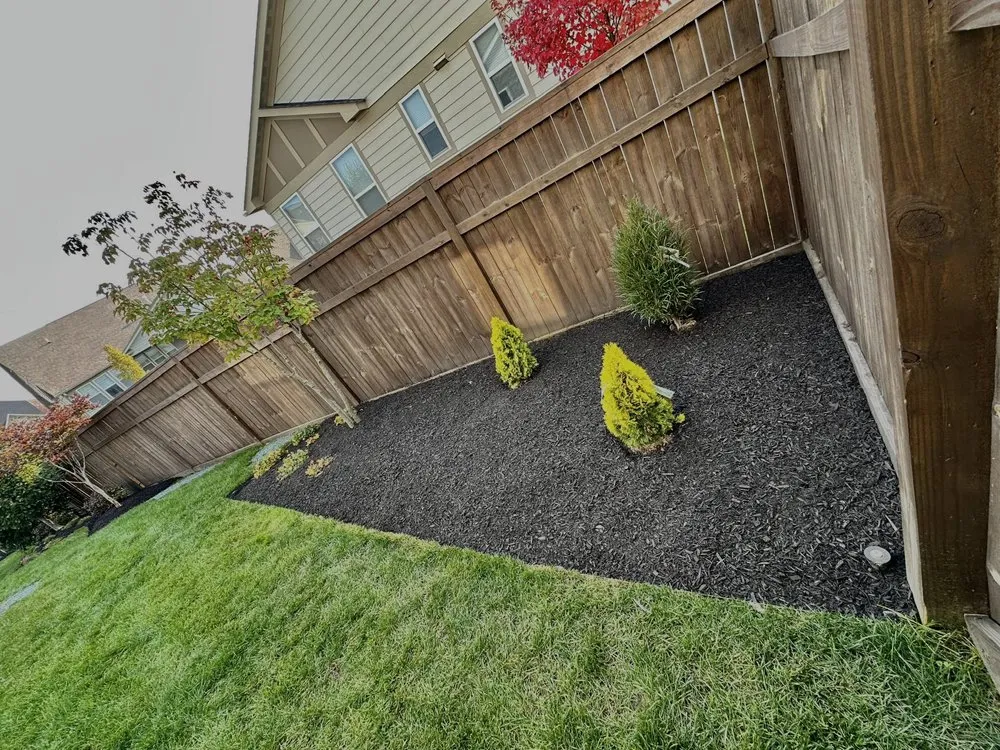 Top-rated garden landscaping in Painesville, OH by Saldana Landscaping