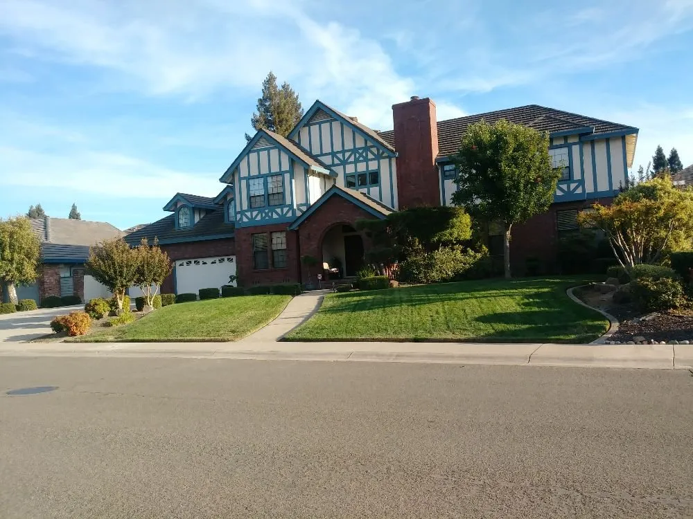 Local residential landscaping in Wilton, CA by Saldanana Landscape Maintenance