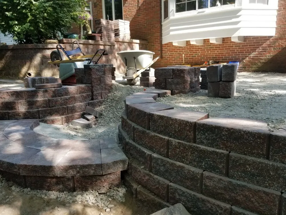 Reliable residential landscaping for beautiful yards across Fairview Heights, IL - Saldana's Company