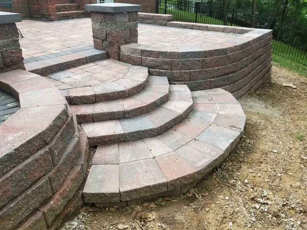 Custom landscape installation in Fairview Heights, IL - Saldana's Company