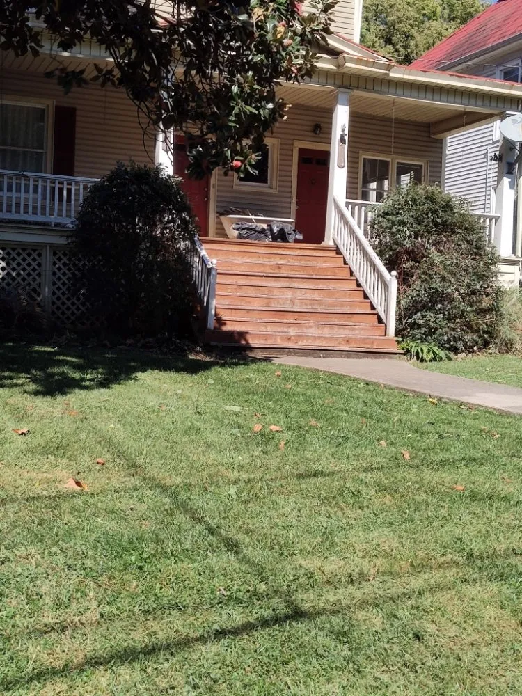 Custom lawn care service experts serving Salem, VA - Salem Family Mowing