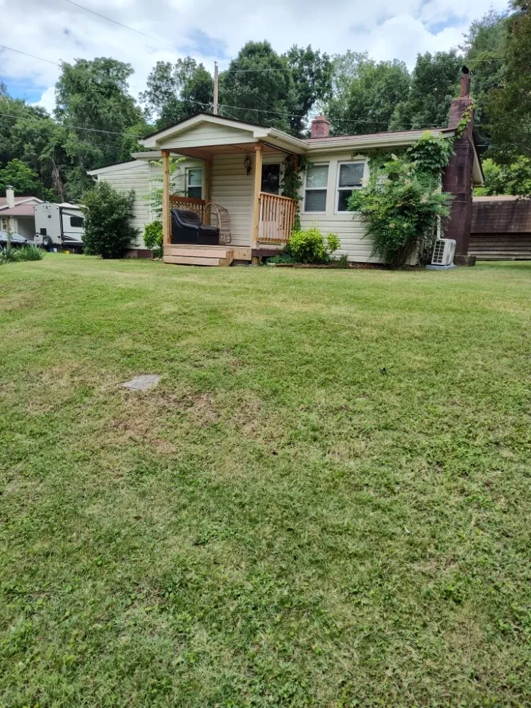 Trusted residential landscaping in Salem, VA - Salem Family Mowing