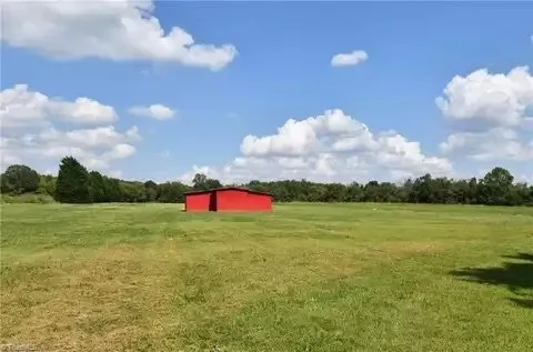 Professional lawn care service in Advance, NC by Salem Lawn Care